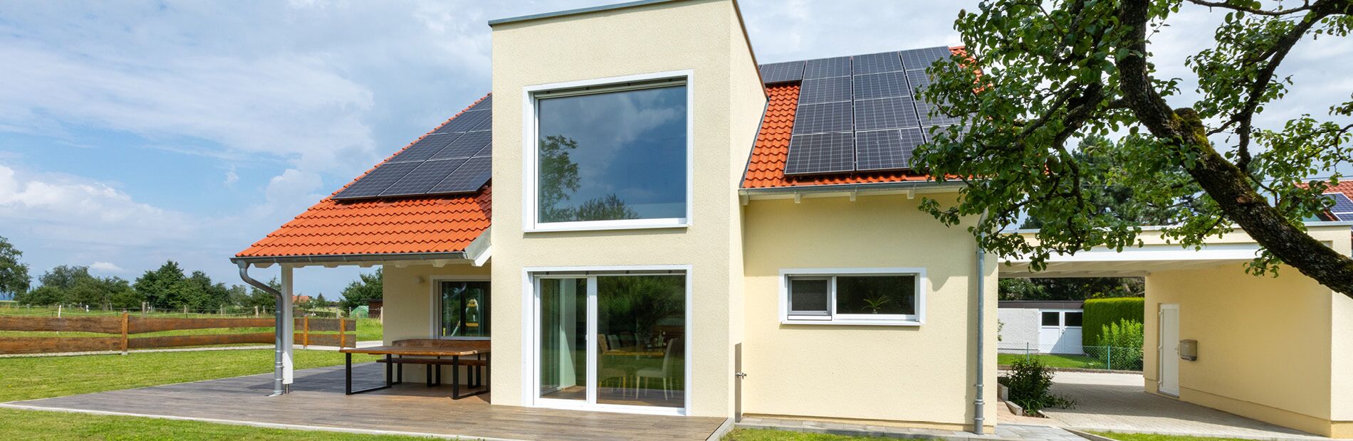 Charmantes Einfamilienhaus mit ländlichem Flair - Header